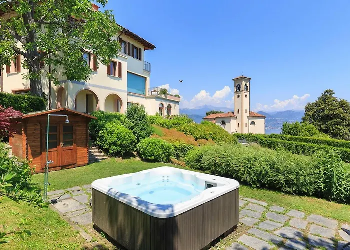 Rubino Con Giardino E Jacuzzi Vista 스트레사